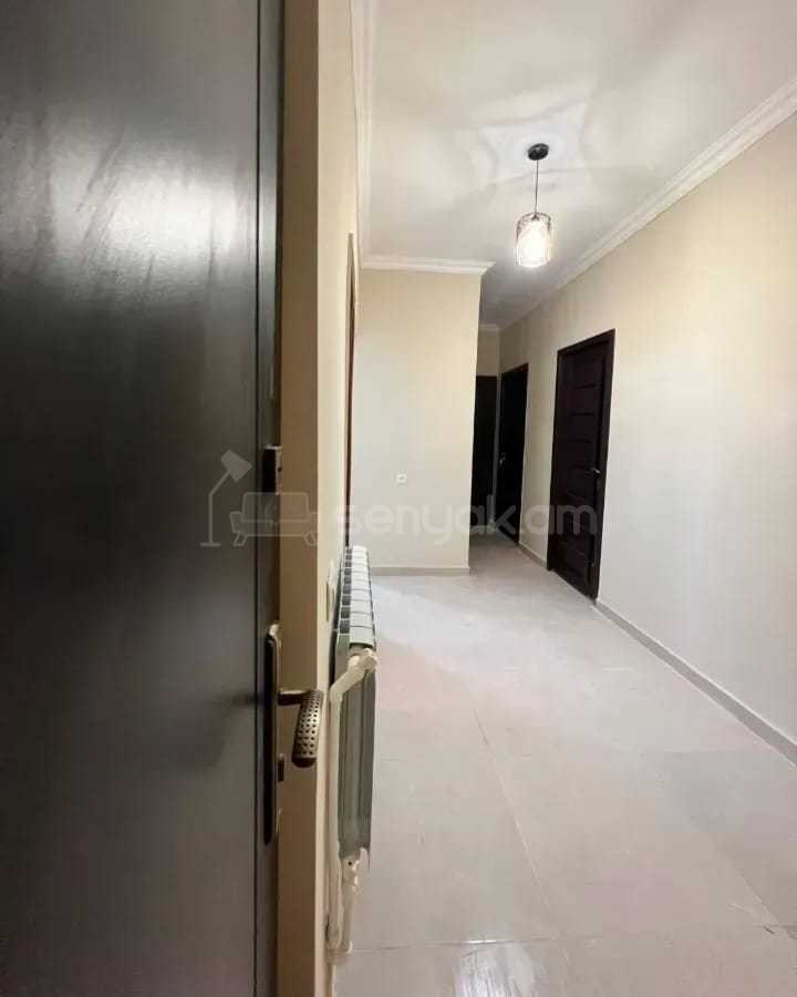 3 Սենյականոց Բնակարան, 75քմ, 1/9 հարկ, Կապիտալ Վերանորոգված