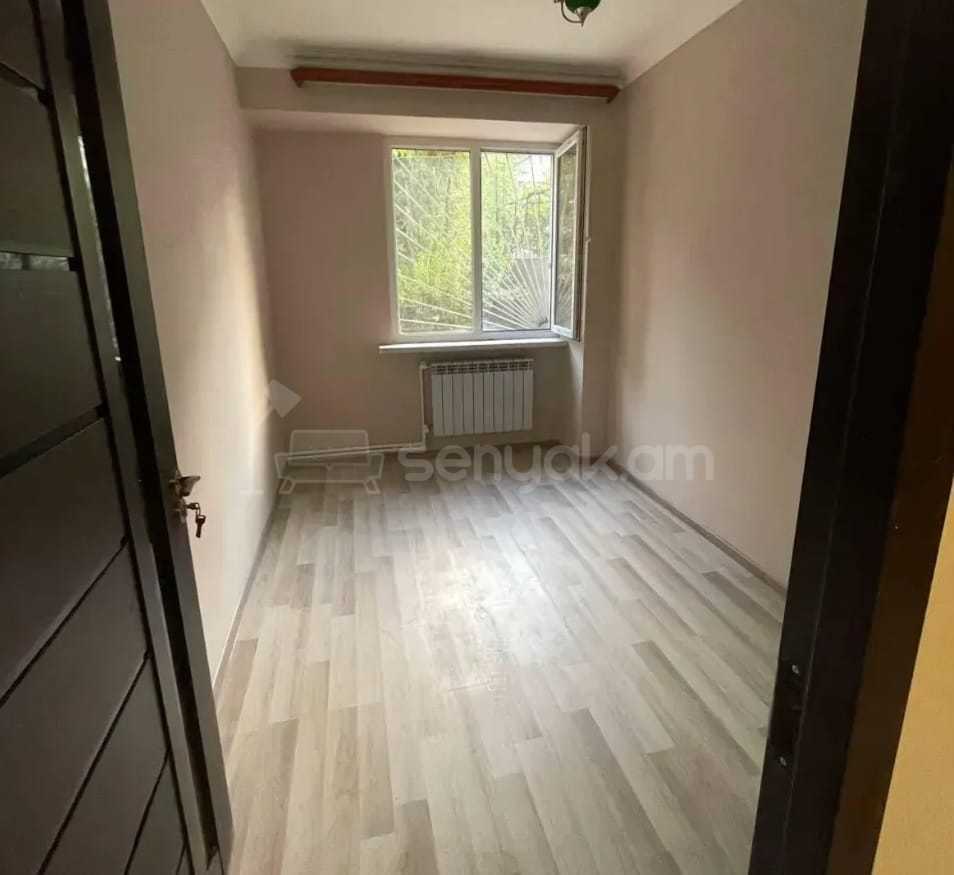 3 Սենյականոց Բնակարան, 75քմ, 1/9 հարկ, Կապիտալ Վերանորոգված