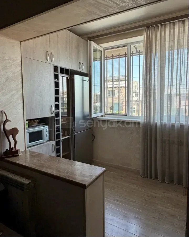 3 Սենյականոց Բնակարան, 69քմ, 2/9 հարկ, Կապիտալ Վերանորոգված