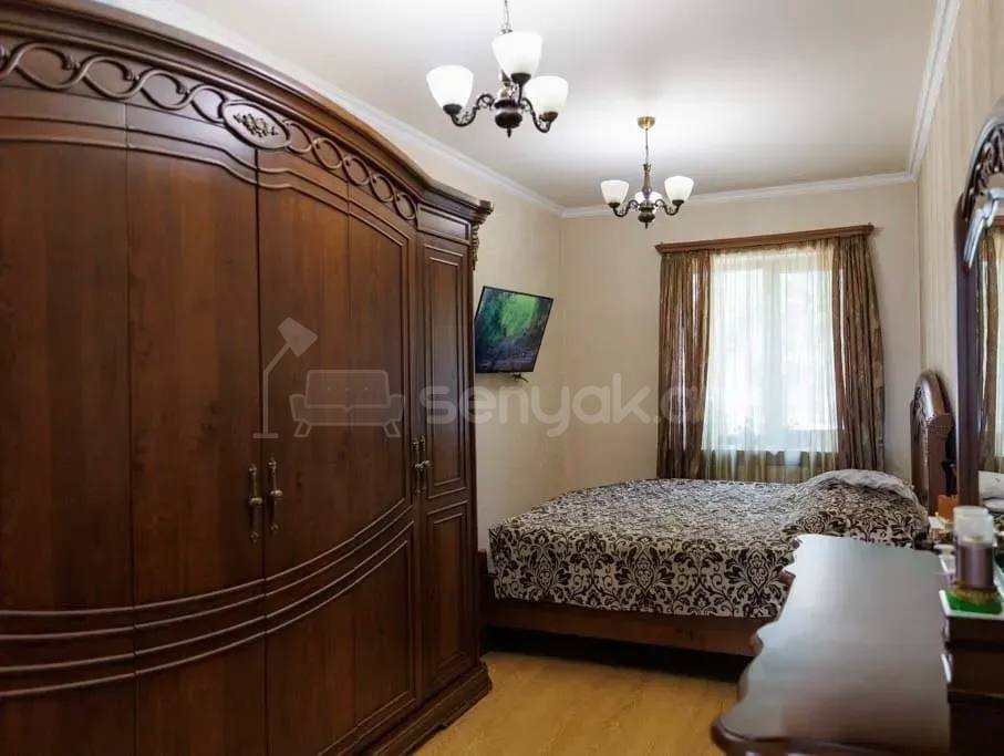 3 Սենյականոց Բնակարան Քարե Շենքում, 63քմ, 2/4 հարկ, Կապիտալ Վերանորոգված