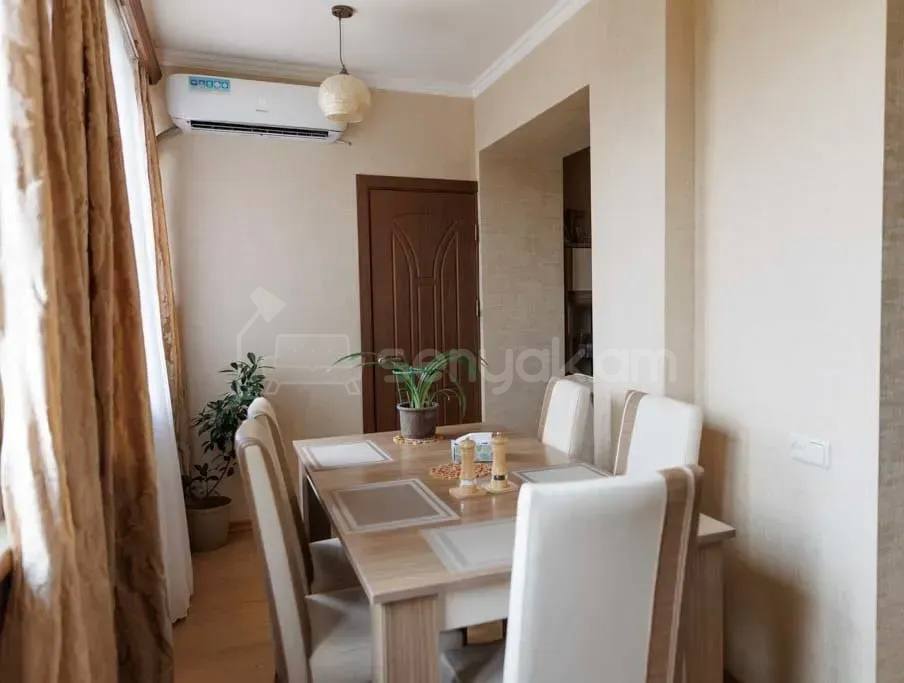 3 Սենյականոց Բնակարան Քարե Շենքում, 63քմ, 2/4 հարկ, Կապիտալ Վերանորոգված