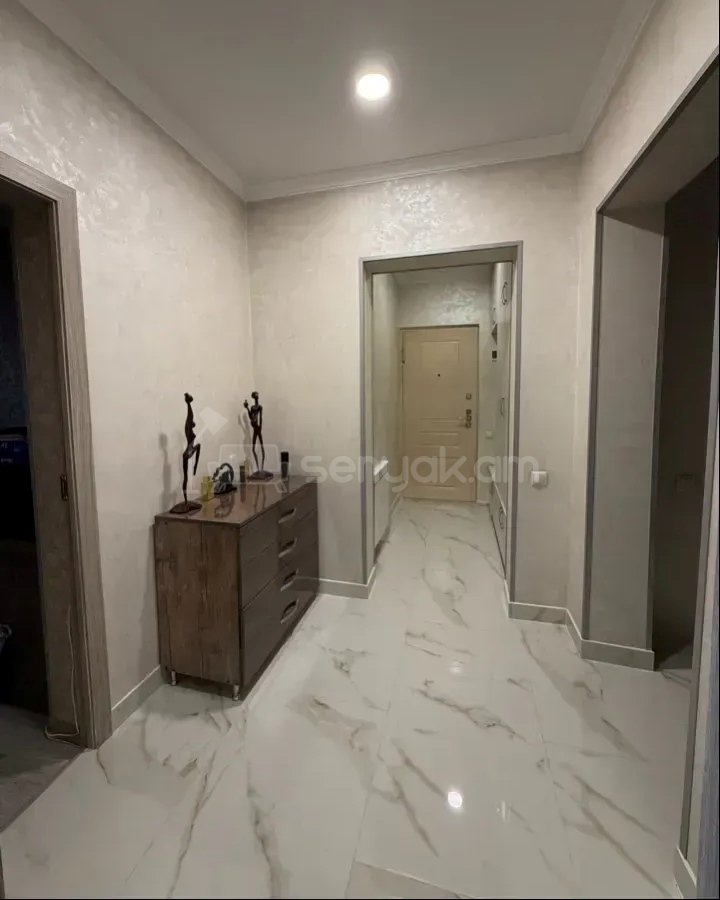 3 Սենյականոց Բնակարան, 69քմ, 2/9 հարկ, Կապիտալ Վերանորոգված
