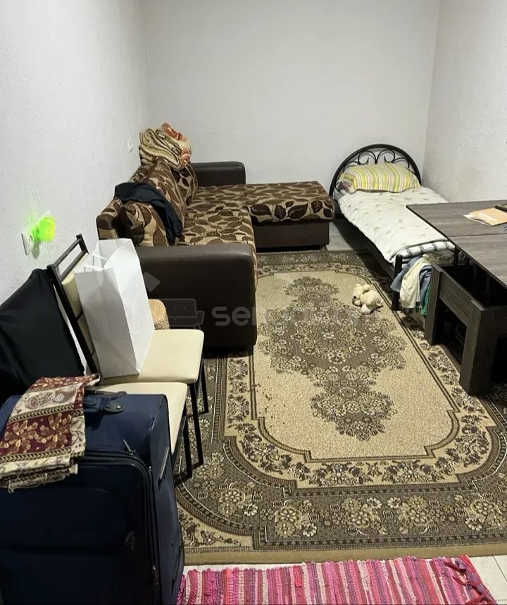1 Սենյականոց Բնակարան Քարե Շենքում, 45քմ, 1/1 հարկ, Նորմալ Վիճակում, Կահավորված