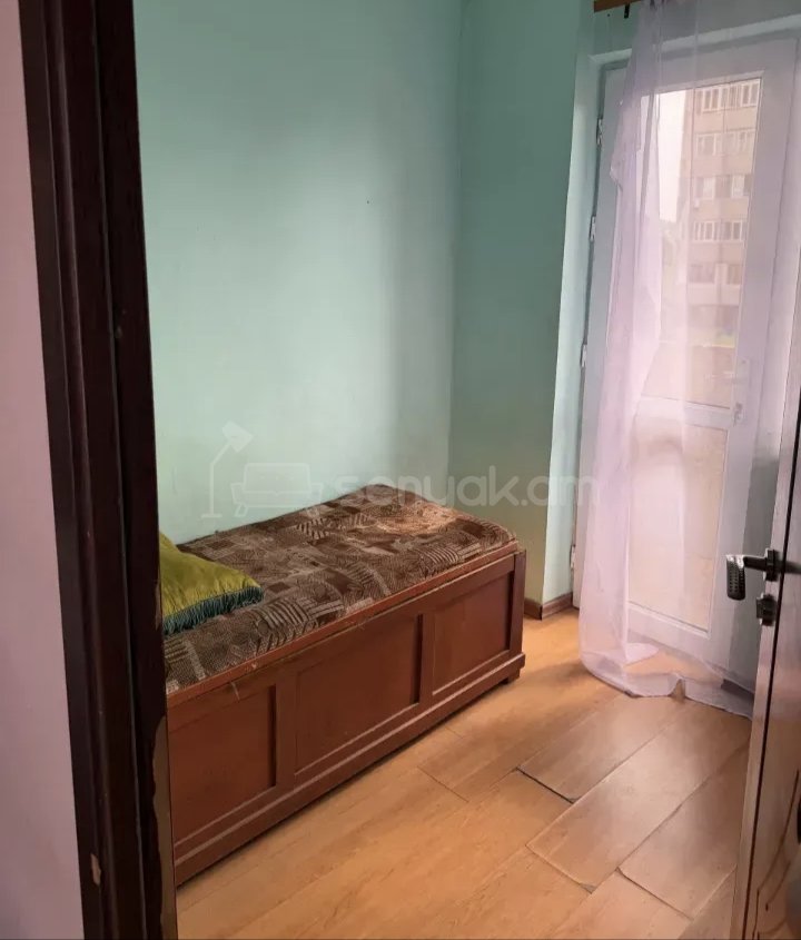 3 Սենյականոց Բնակարան, 78քմ, 5/9 հարկ, Նորմալ Վիճակում, Կահավորված, Արևկող
