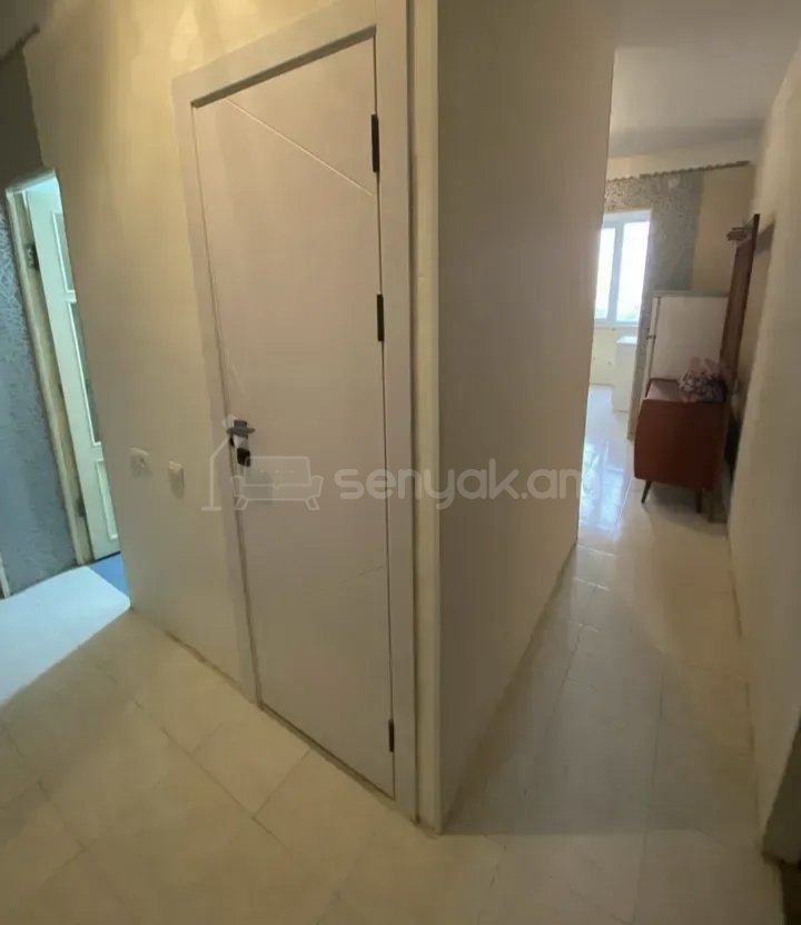 3 Սենյականոց Բնակարան, 78քմ, 5/9 հարկ, Նորմալ Վիճակում, Կահավորված, Արևկող