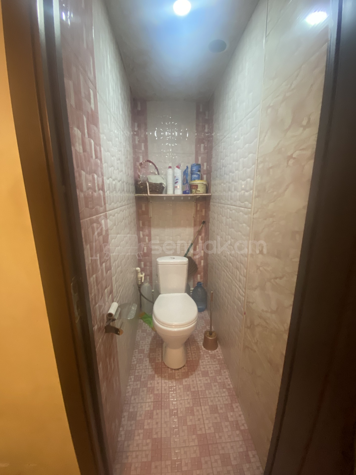 3 Սենյականոց Բնակարան, 75քմ, 1/9 հարկ, Նորմալ Վիճակում