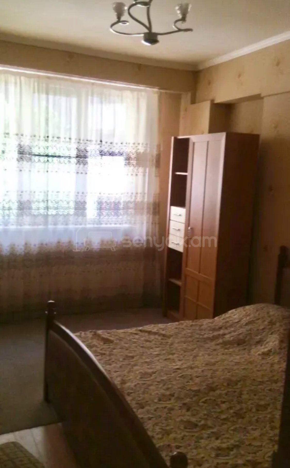 3 Սենյականոց Բնակարան Քարե Շենքում, 90քմ, 1/7 հարկ, Կապիտալ Վերանորոգված, Կահավորված