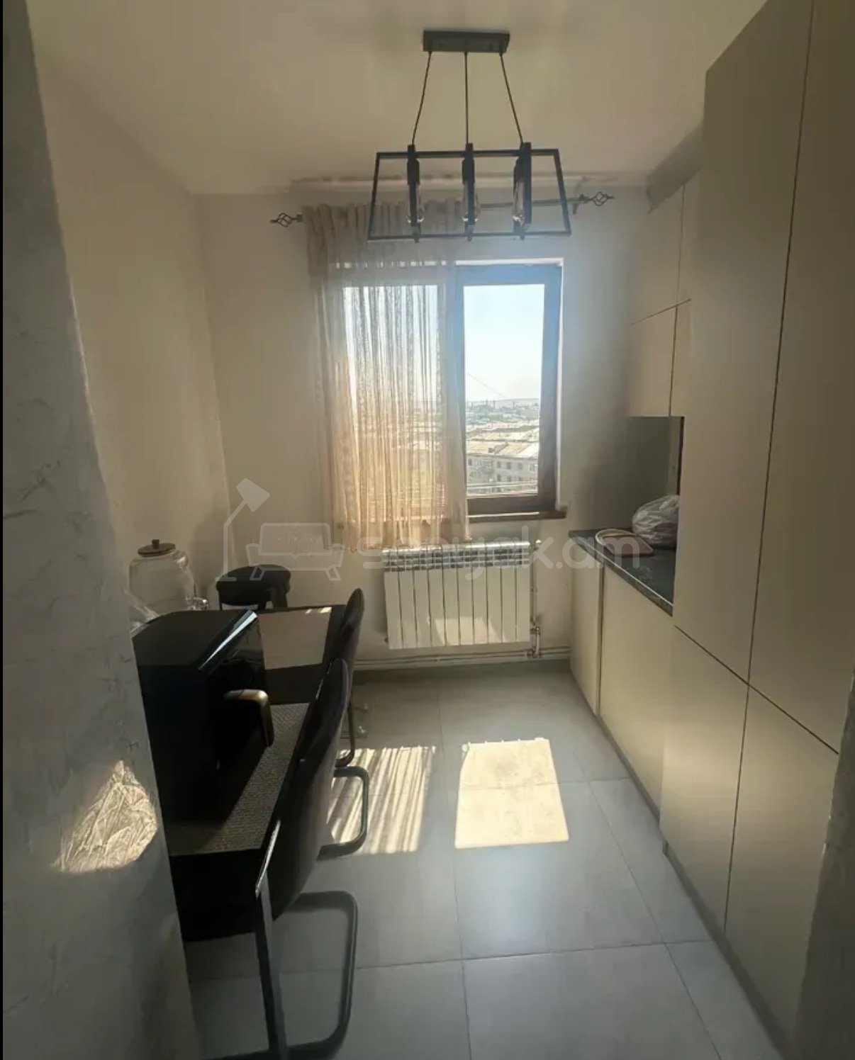 4 Սենյականոց Բնակարան, 95քմ, 8/9 հարկ, Կապիտալ Վերանորոգված