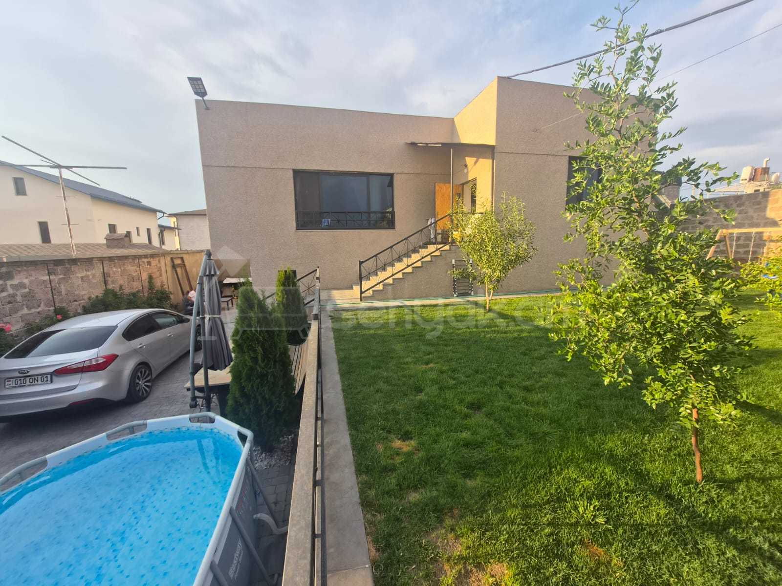 4 Սենյականոց Շքեղ Առանձնատուն, 170քմ, Ավտոտնակով