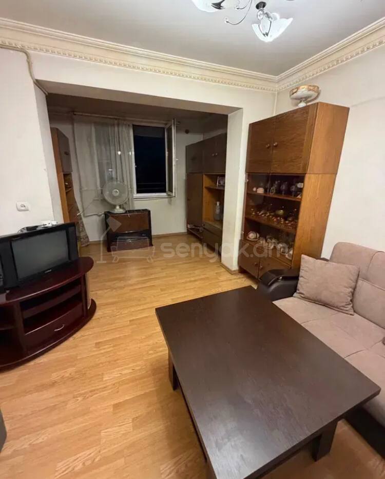 2 Սենյականոց Բնակարան, 38քմ, 4/4 հարկ, Կոսմետիկ Վերանորոգված
