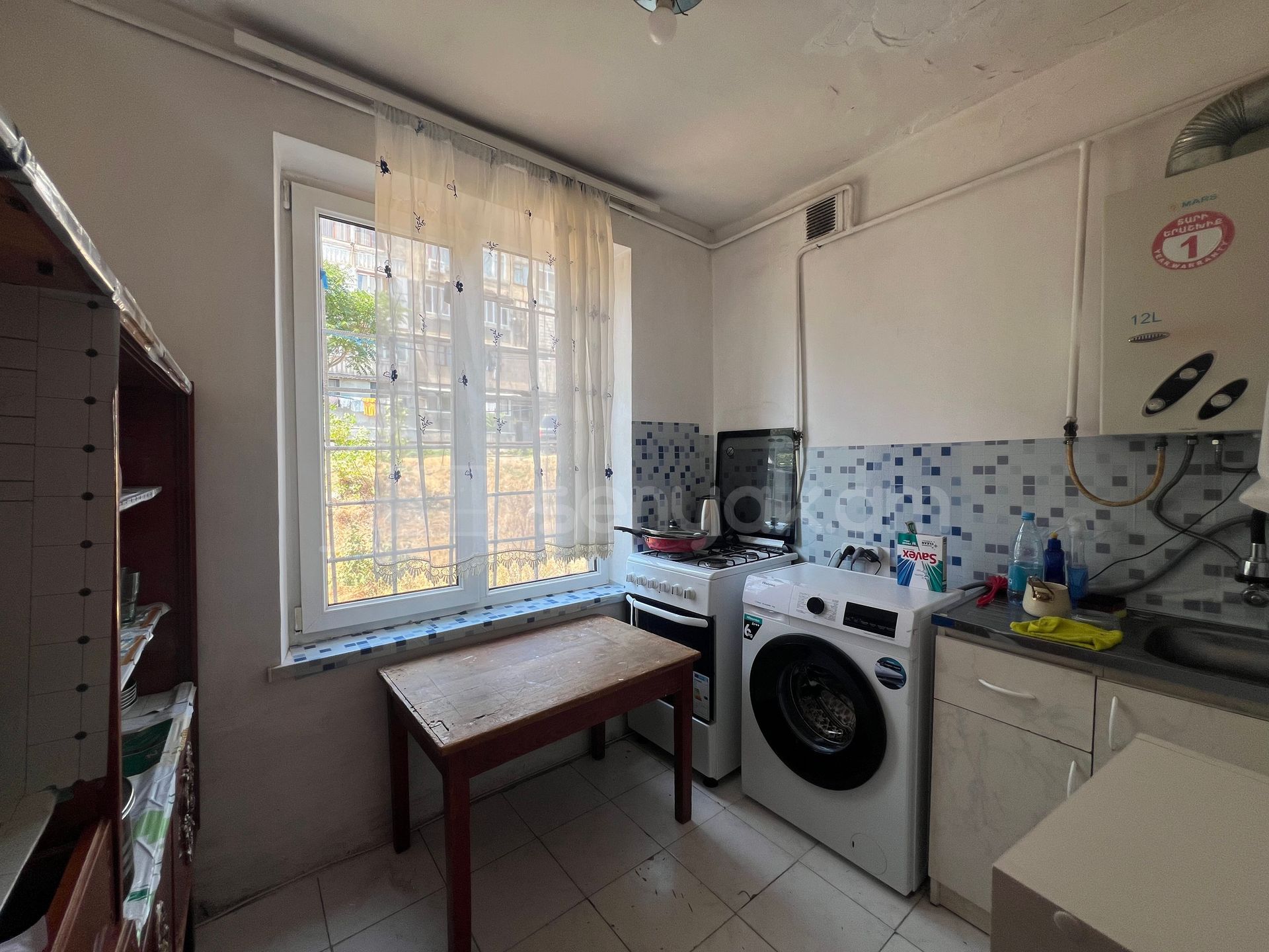 1 Սենյականոց Բնակարան, 30քմ, 1/4 հարկ, Կոսմետիկ Վերանորոգված, Կահավորված, Արևկող