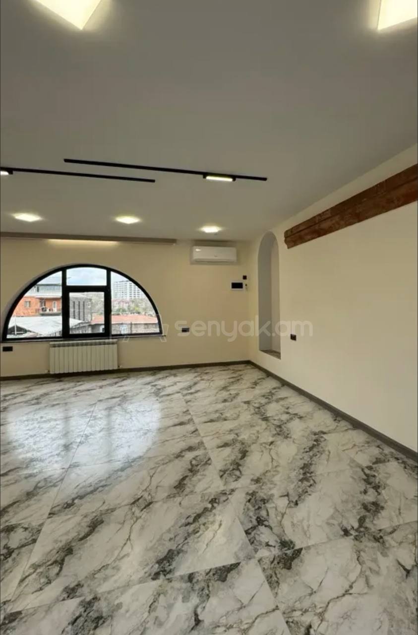 Օֆիսային Տարածք, 70քմ, Կապիտալ Վերանորոգված