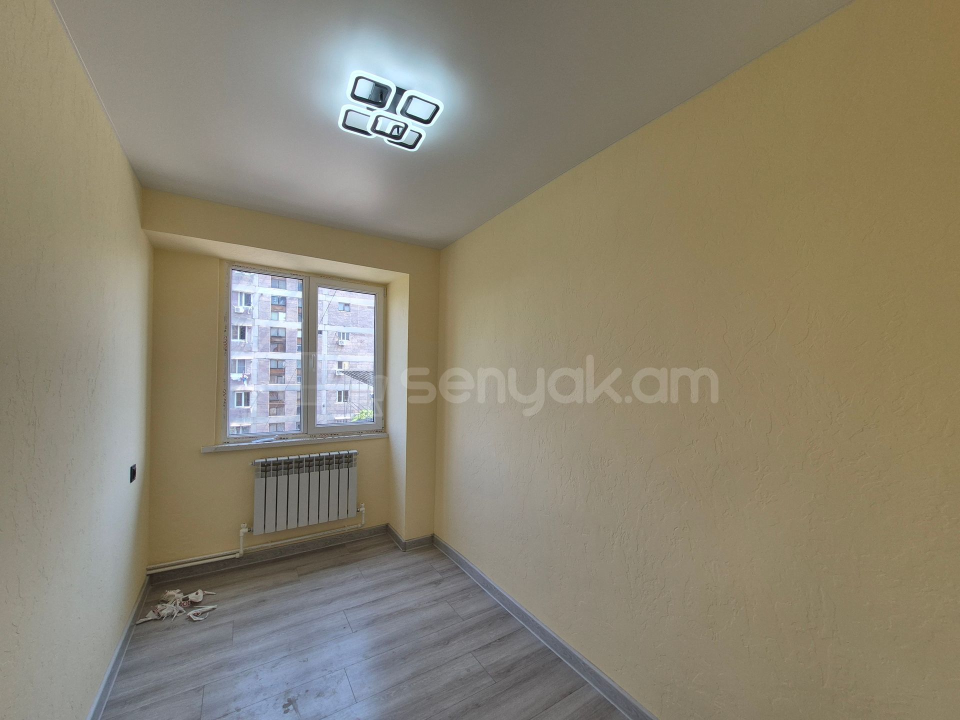 2 Սենյականոց Բնակարան, 32քմ, 4/9 հարկ, Կապիտալ Վերանորոգված