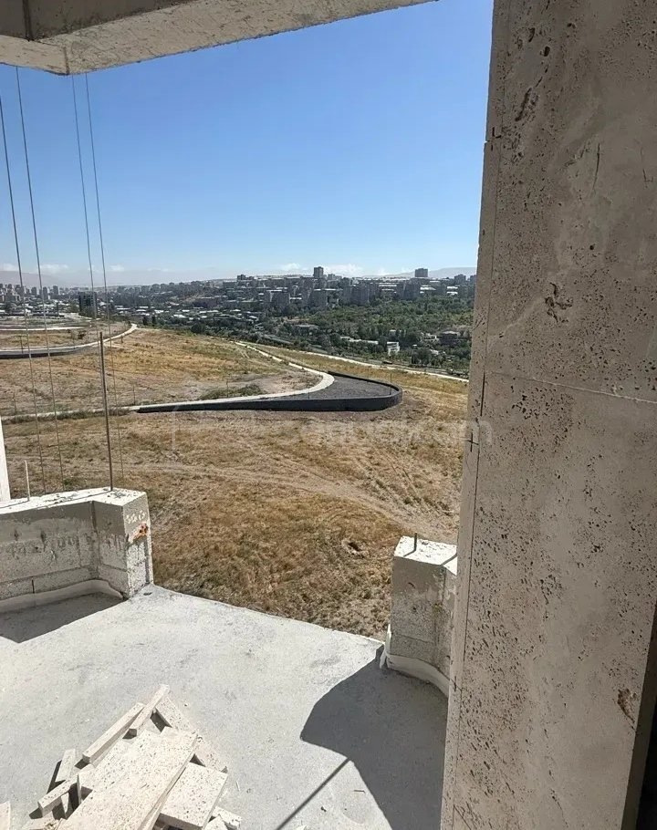 4 Սենյականոց Բնակարան Նորակառույցում, 113քմ, 9/16 հարկ, Զրոյական Վիճակում