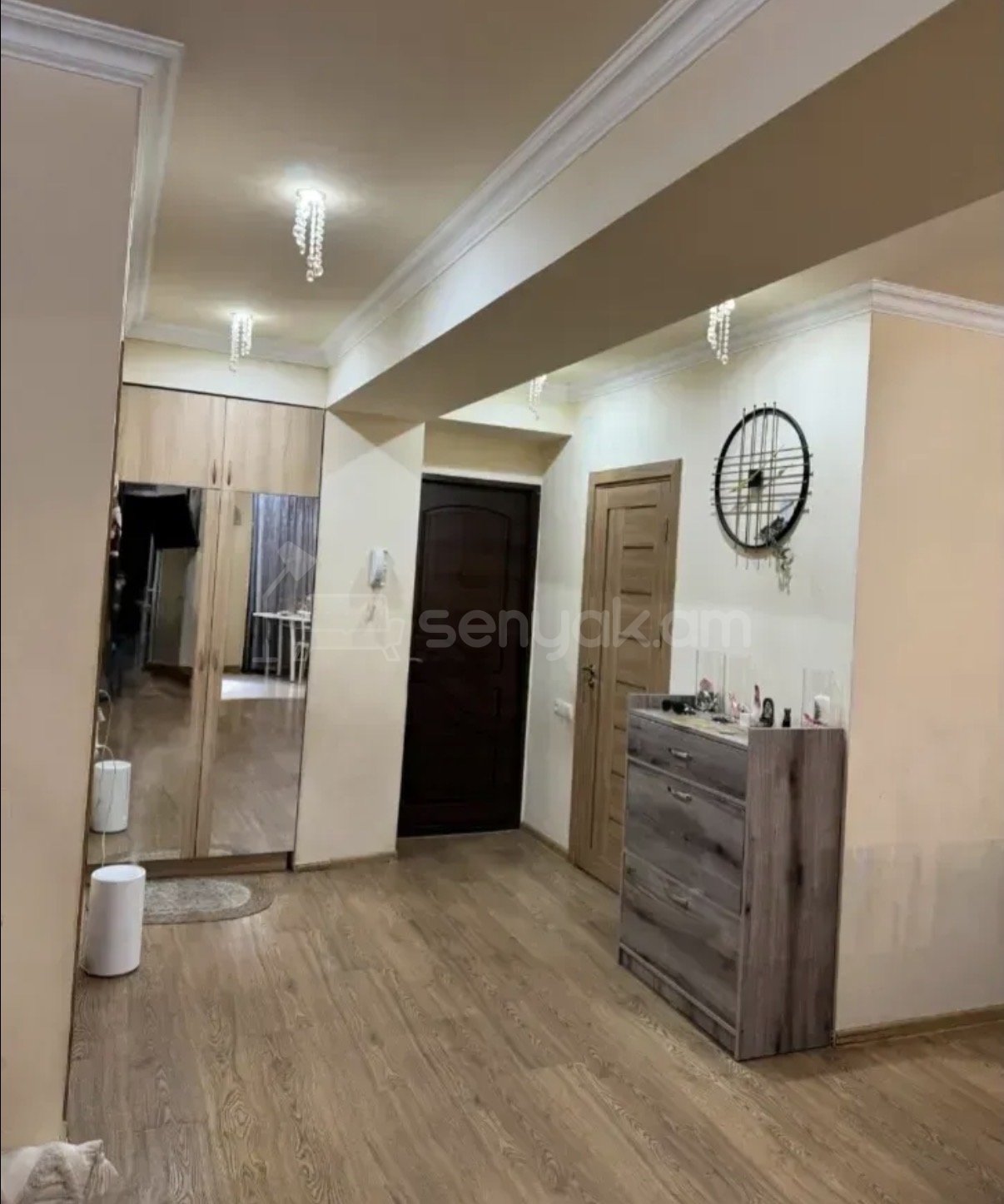 3 Սենյականոց Բնակարան, 75քմ, 3/14 հարկ, Կապիտալ Վերանորոգված, Կահավորված