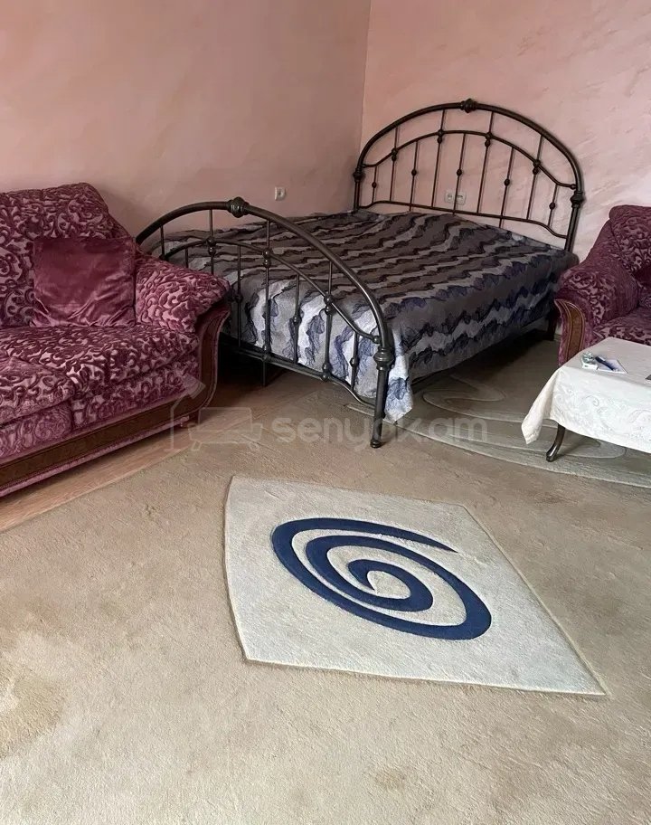 1 Սենյականոց Բնակարան Քարե Շենքում, 39քմ, 5/5 հարկ, Նորմալ Վիճակում