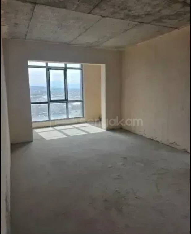 3 Սենյականոց Բնակարան Նորակառույցում, 118քմ, 10/18 հարկ, Զրոյական Վիճակում
