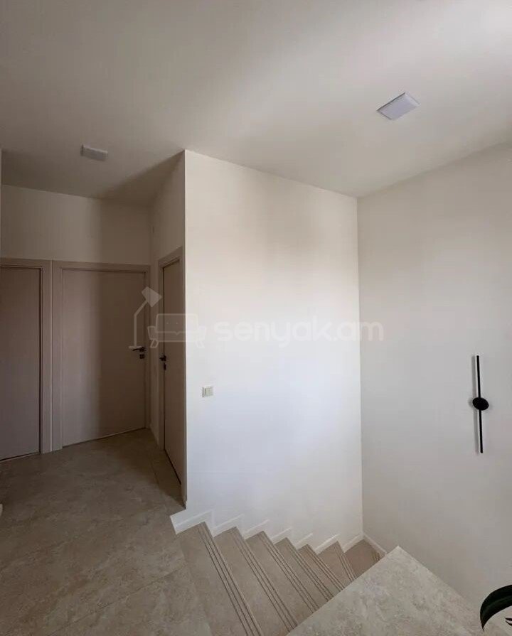4 Սենյականոց Սեփական Տուն, 90քմ, Կապիտալ Վերանորոգված