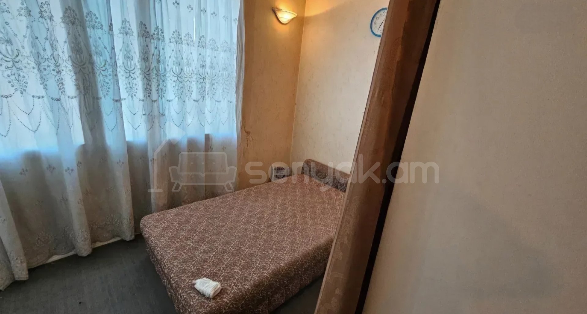1 Սենյականոց Բնակարան Քարե Շենքում, 43քմ, 1/5 հարկ, Կոսմետիկ Վերանորոգված