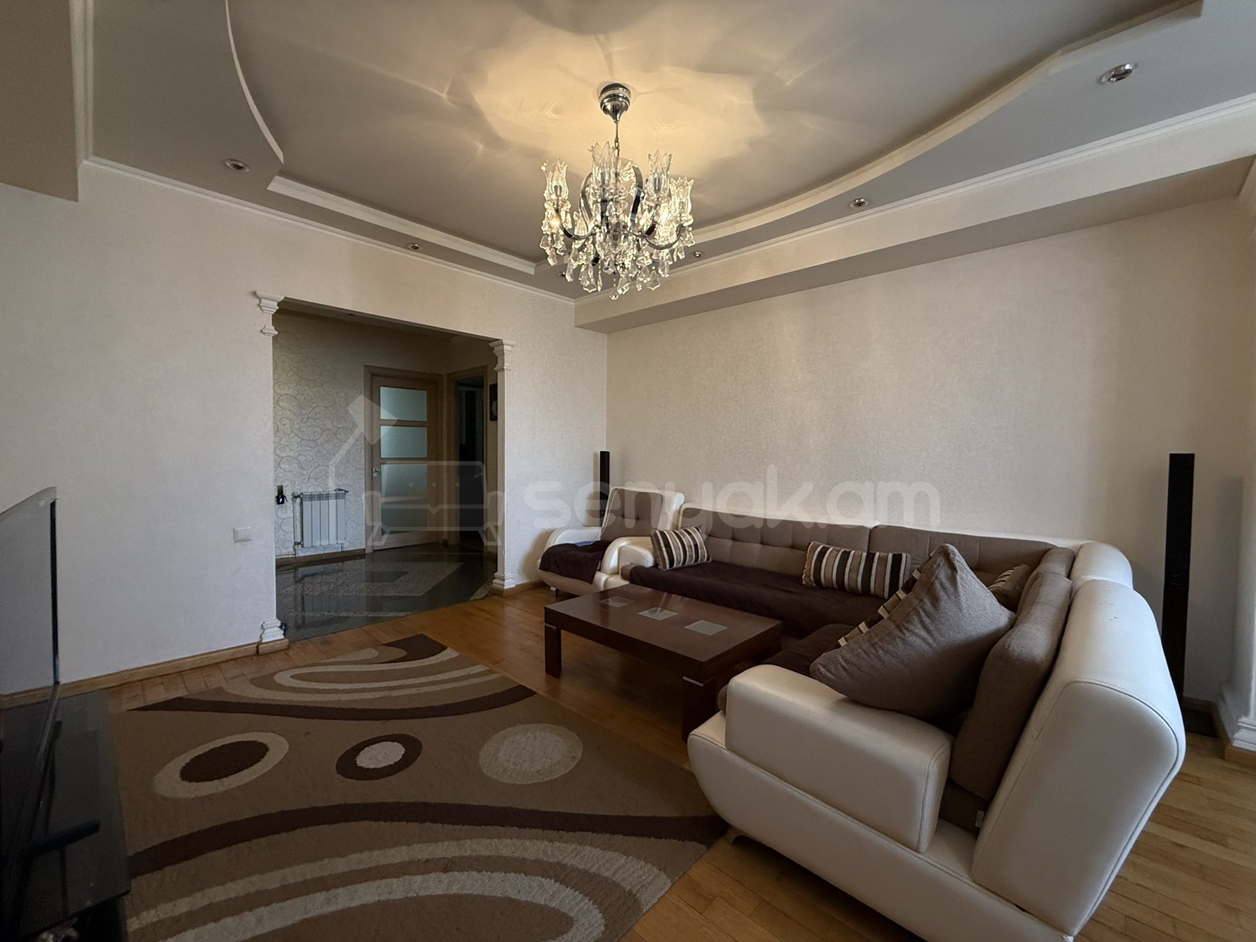 3 Սենյականոց Բնակարան, 89քմ, 3/8 հարկ, Կապիտալ Վերանորոգված