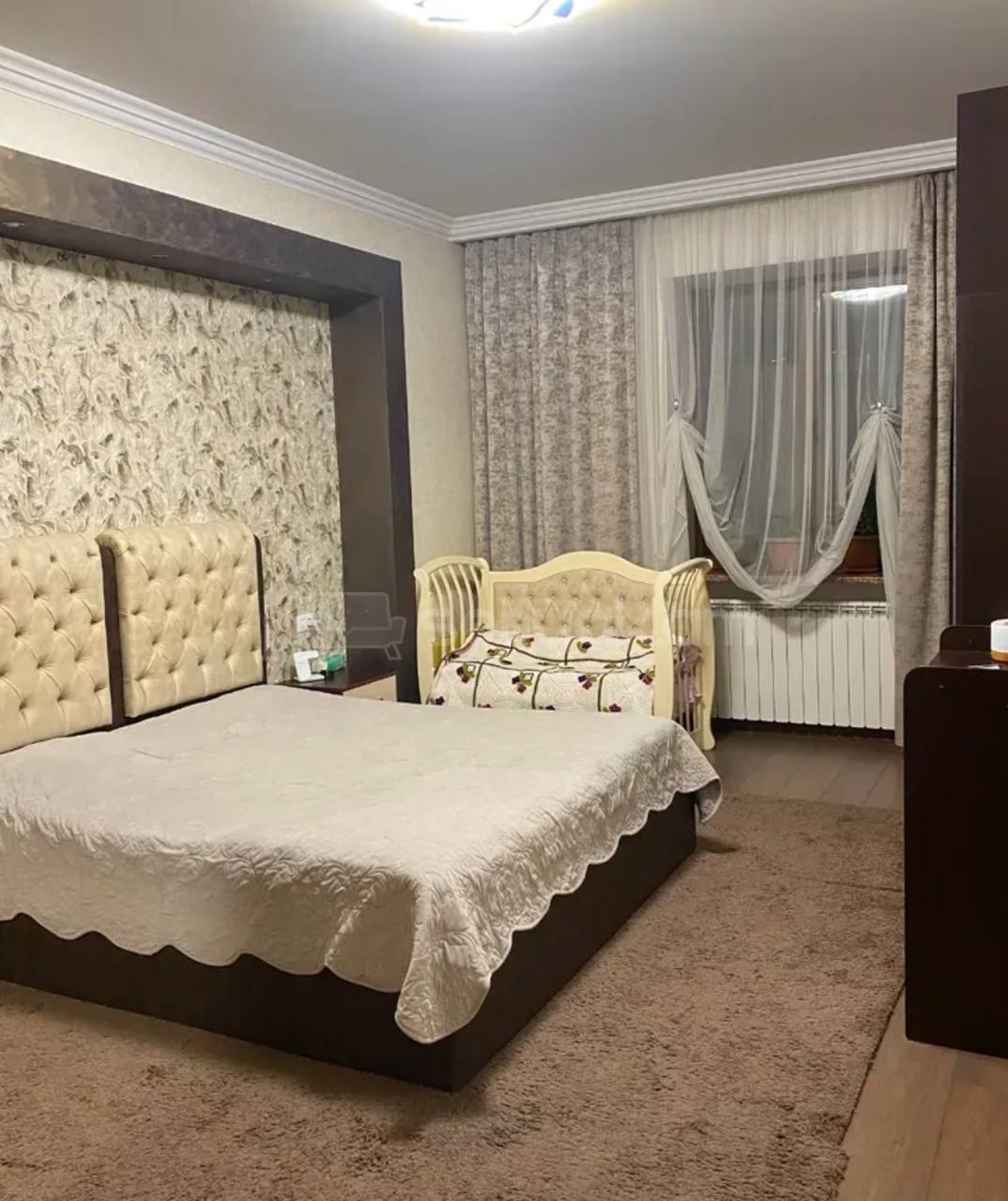 4 Սենյականոց Բնակարան, 161քմ, 9/15 հարկ, Կապիտալ Վերանորոգված