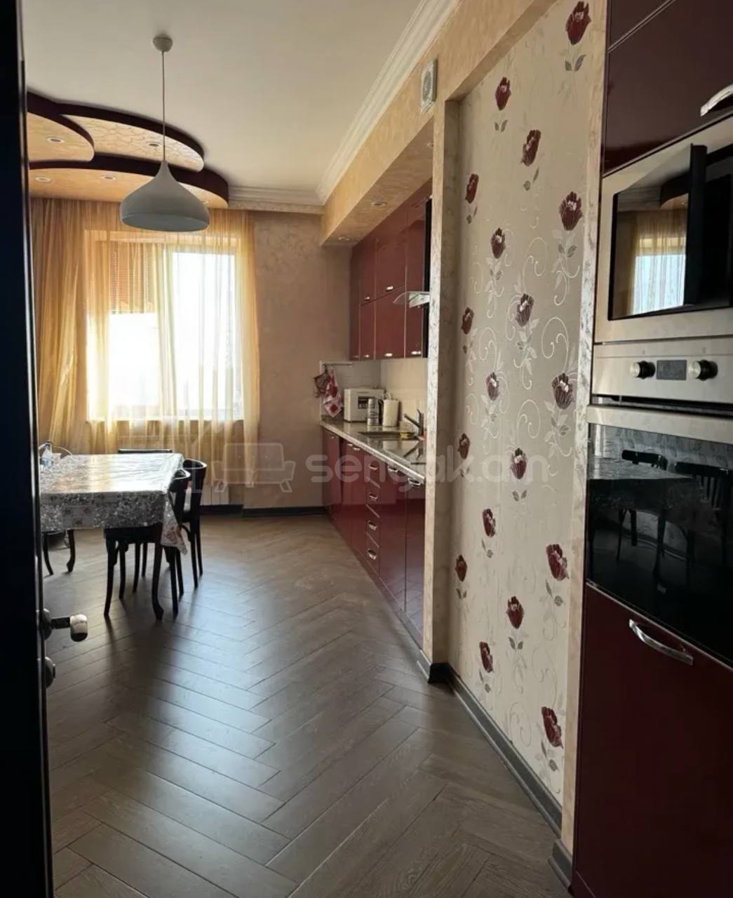 4 Սենյականոց Բնակարան, 161քմ, 9/15 հարկ, Կապիտալ Վերանորոգված