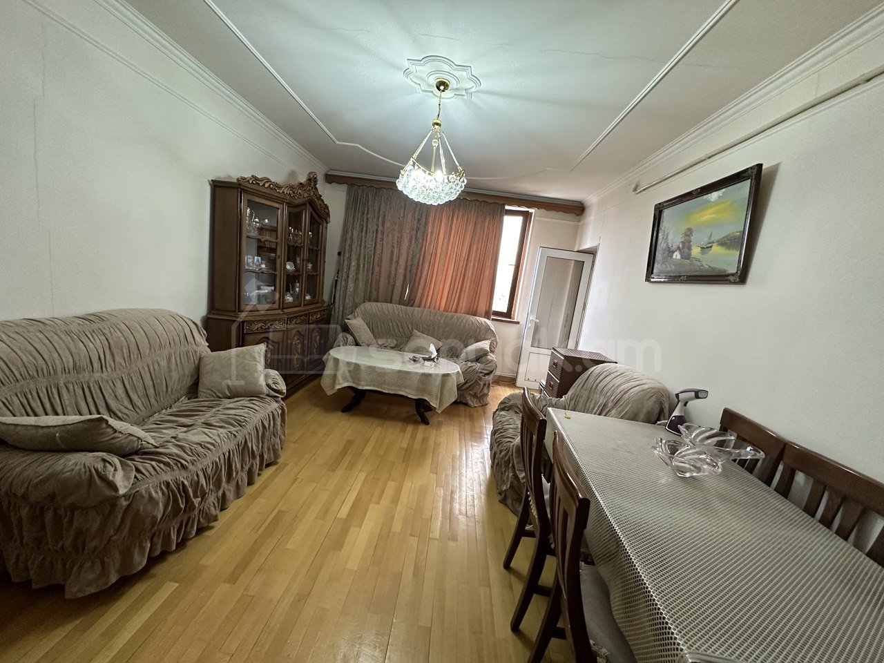 2 Սենյականոց Բնակարան Քարե Շենքում, 42քմ, 4/5 հարկ, Նորմալ Վիճակում