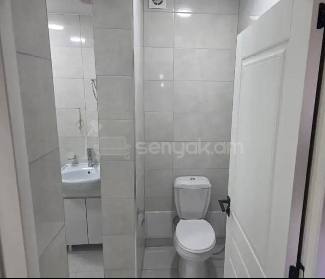 3 Սենյականոց Բնակարան, 78քմ, 5/9 հարկ, Կապիտալ Վերանորոգված