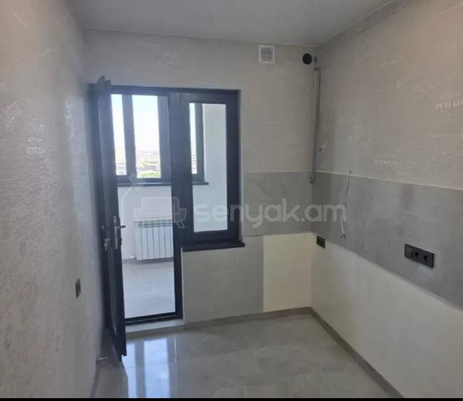3 Սենյականոց Բնակարան, 78քմ, 5/9 հարկ, Կապիտալ Վերանորոգված