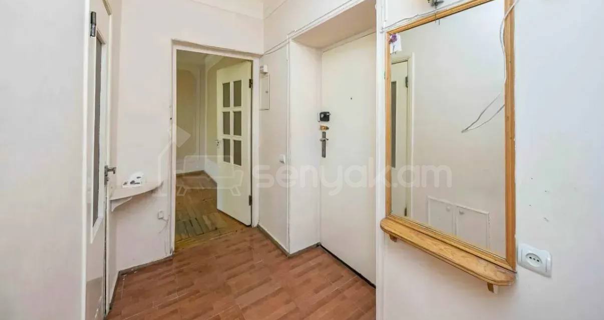 3 Սենյականոց Բնակարան Քարե Շենքում, 73քմ, 1/5 հարկ, Կոսմետիկ Վերանորոգված