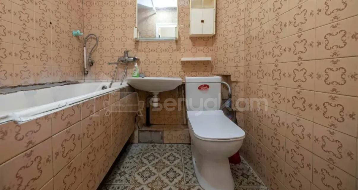 3 Սենյականոց Բնակարան Քարե Շենքում, 73քմ, 1/5 հարկ, Կոսմետիկ Վերանորոգված