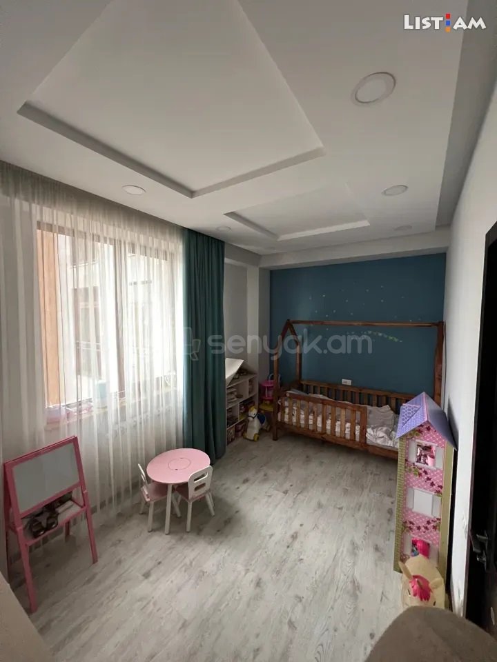 4 Սենյականոց Բնակարան Նորակառույցում, 112քմ, 8/18 հարկ, Կապիտալ Վերանորոգված