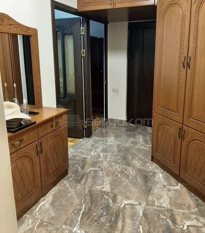 3 Սենյականոց Բնակարան, 82քմ, 5/9 հարկ, Կապիտալ Վերանորոգված, Կահավորված, Արևկող