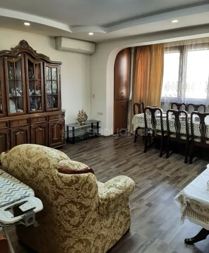 3 Սենյականոց Բնակարան, 82քմ, 5/9 հարկ, Կապիտալ Վերանորոգված, Կահավորված, Արևկող
