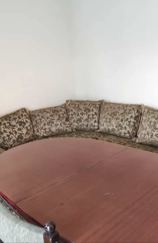 3 Սենյականոց Բնակարան Քարե Շենքում, 78քմ, 2/2 հարկ, Նորմալ Վիճակում, Կահավորված, Արևկող