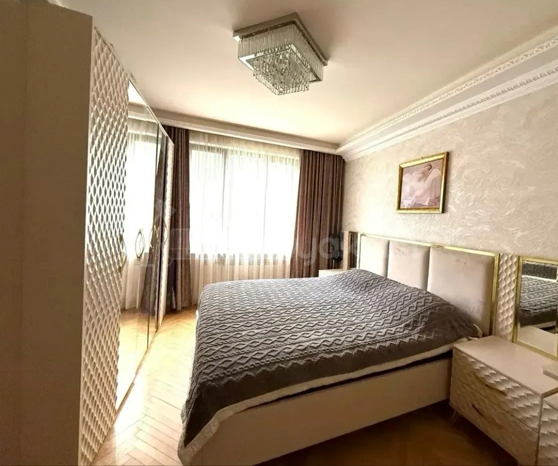 2 Սենյականոց Բնակարան Քարե Շենքում, 61քմ, 3/5 հարկ, Կապիտալ Վերանորոգված
