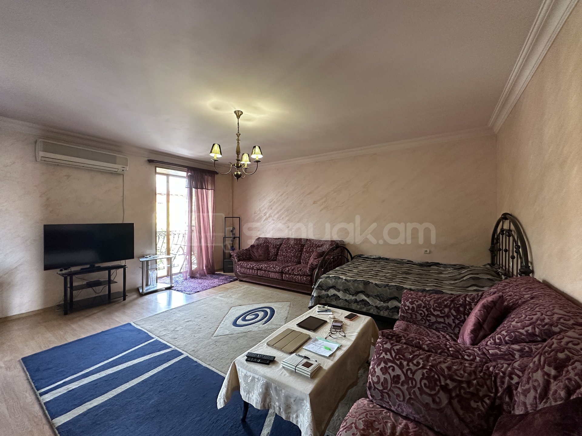 1 Սենյականոց Բնակարան Քարե Շենքում, 40քմ, 5/5 հարկ, Կապիտալ Վերանորոգված