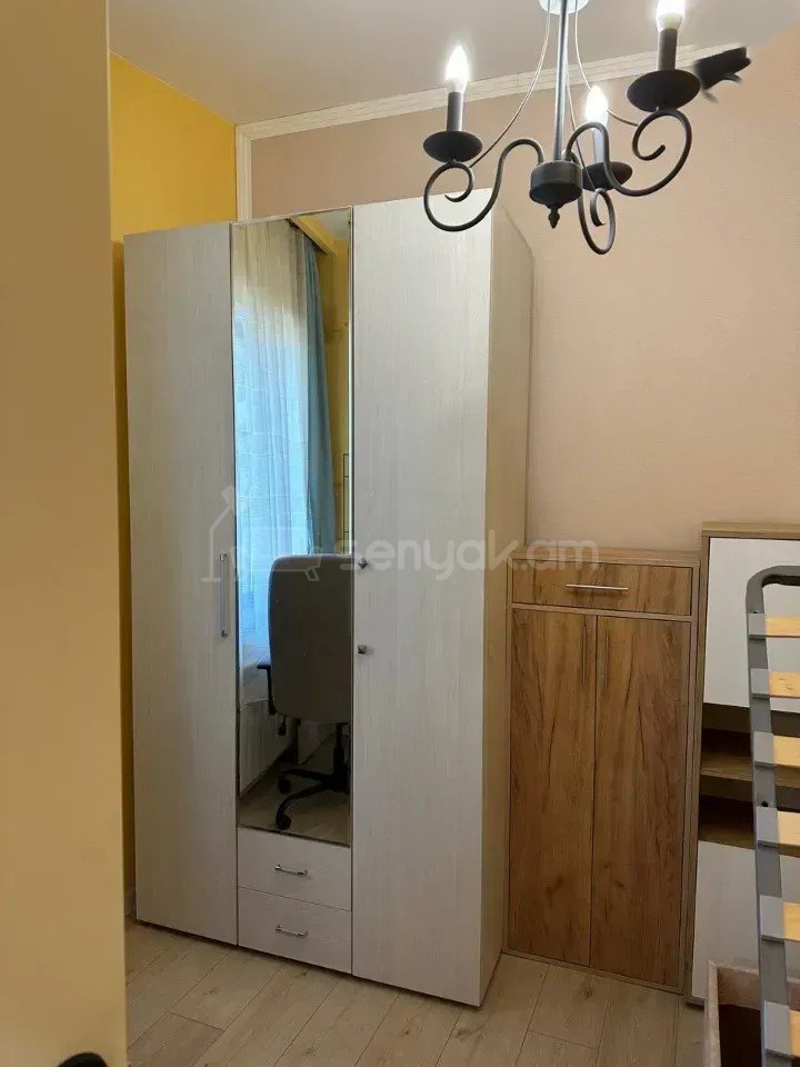 3 Սենյականոց Բնակարան Նորակառույցում, 75քմ, 3/5 հարկ, Դիզայներական Վերանորոգված