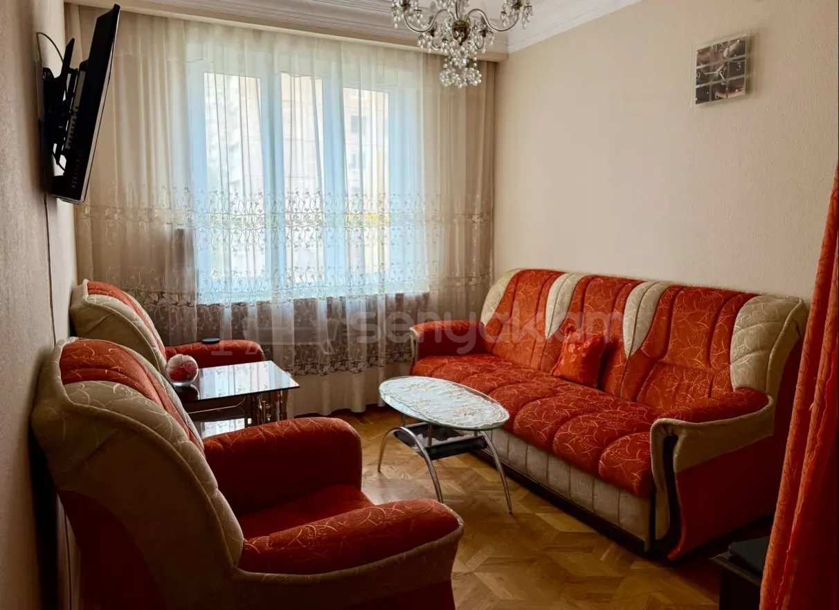 3 Սենյականոց Բնակարան Քարե Շենքում, 87քմ, 6/9 հարկ, Կապիտալ Վերանորոգված, Կահավորված
