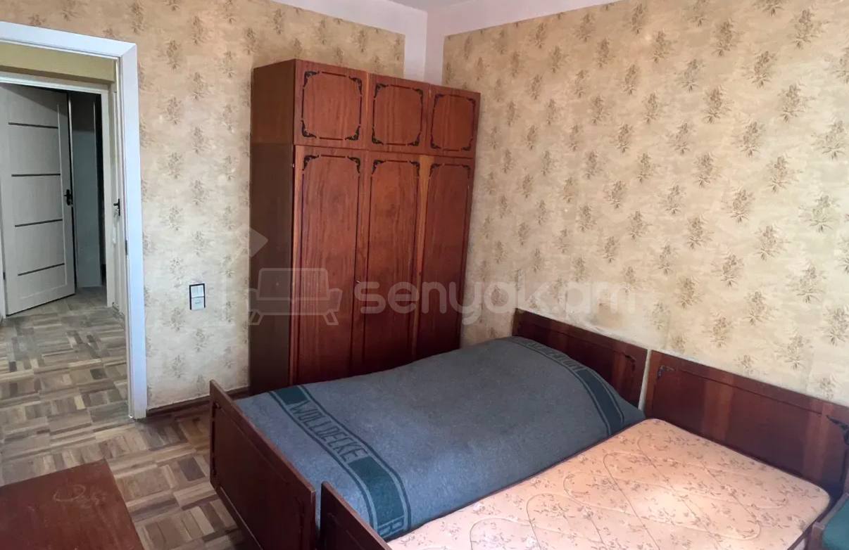 4 Սենյականոց Բնակարան, 105քմ, 2/9 հարկ, Կոսմետիկ Վերանորոգված, Կահավորված