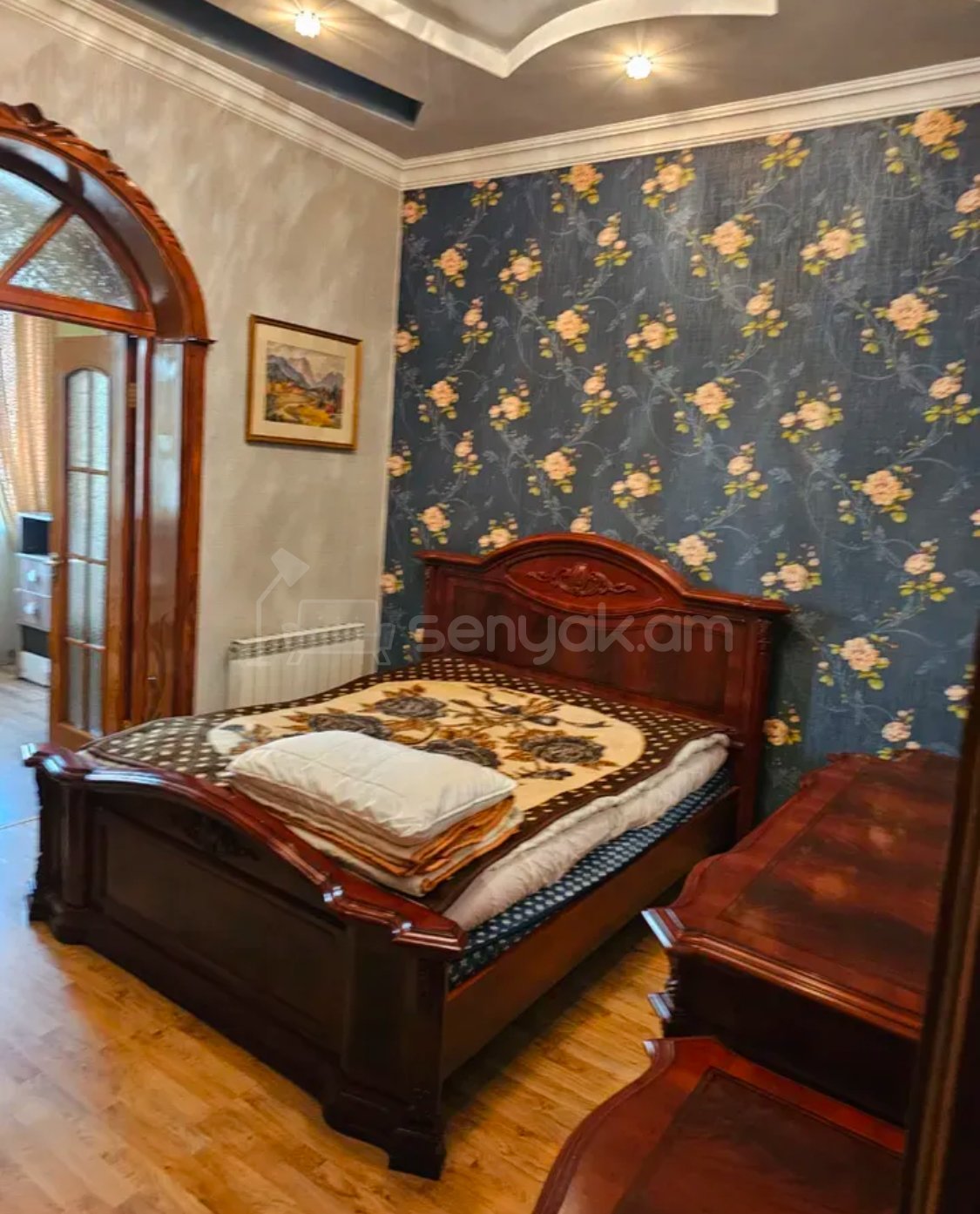 2 Սենյականոց Բնակարան Քարե Շենքում, 82քմ, 4/4 հարկ, Դիզայներական Վերանորոգված, Կահավորված, Արևկող