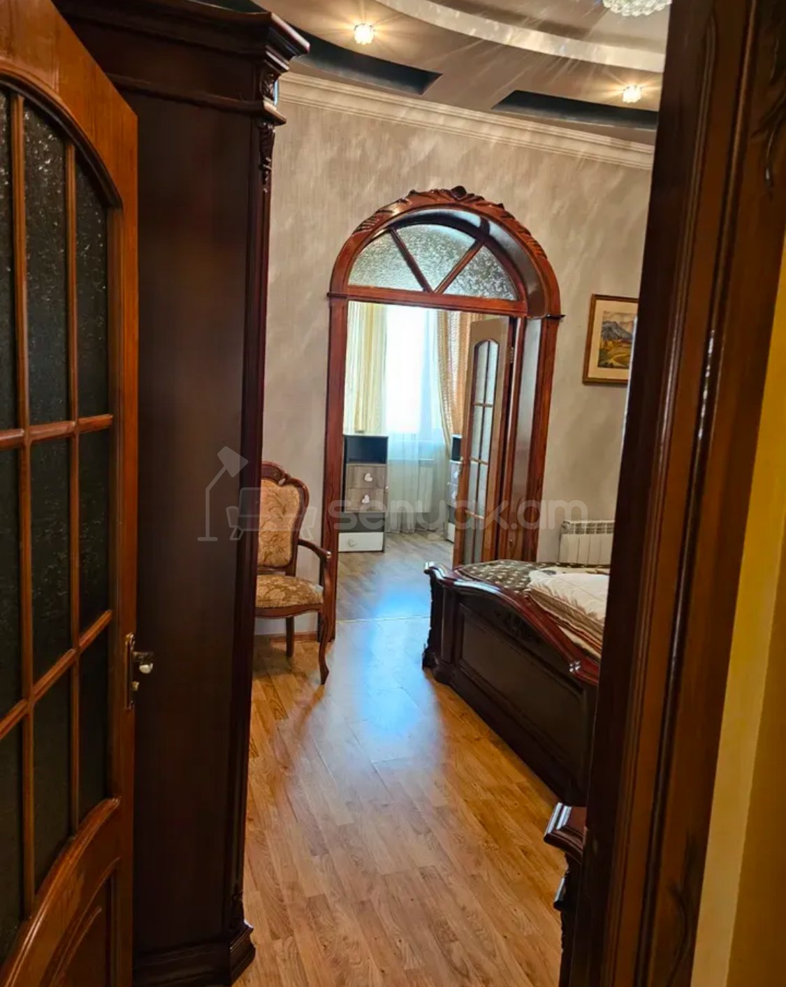 2 Սենյականոց Բնակարան Քարե Շենքում, 82քմ, 4/4 հարկ, Դիզայներական Վերանորոգված, Կահավորված, Արևկող