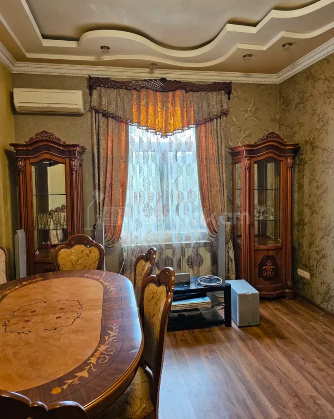 2 Սենյականոց Բնակարան Քարե Շենքում, 82քմ, 4/4 հարկ, Դիզայներական Վերանորոգված, Կահավորված, Արևկող