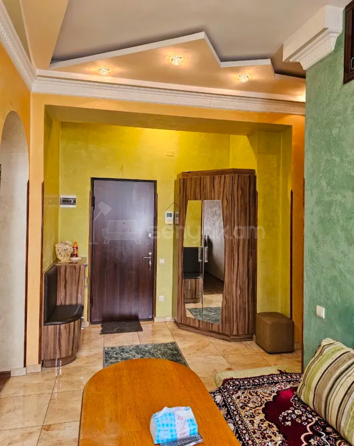 2 Սենյականոց Բնակարան Քարե Շենքում, 82քմ, 4/4 հարկ, Դիզայներական Վերանորոգված, Կահավորված, Արևկող