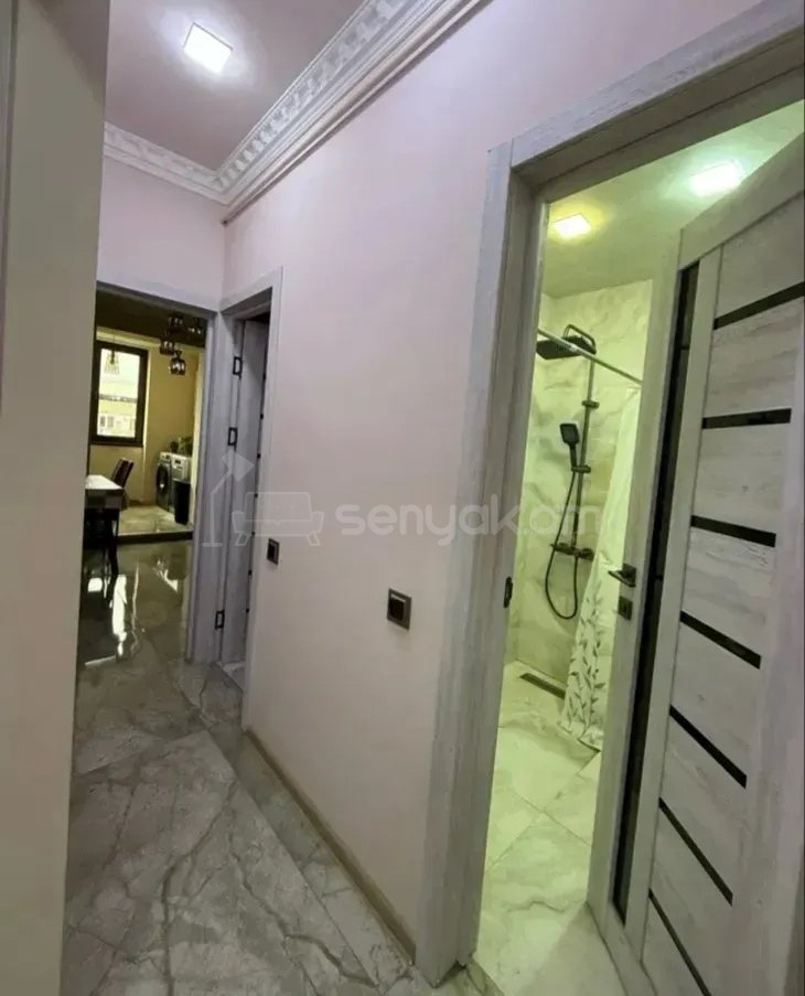 2 Սենյականոց Բնակարան Քարե Շենքում, 61քմ, 3/5 հարկ, Կապիտալ Վերանորոգված