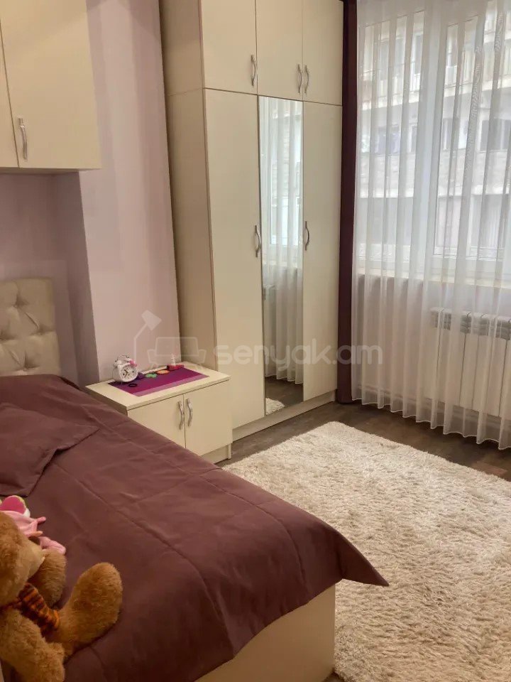 3 Սենյականոց Բնակարան Նորակառույցում, 74քմ, 2/4 հարկ, Կապիտալ Վերանորոգված