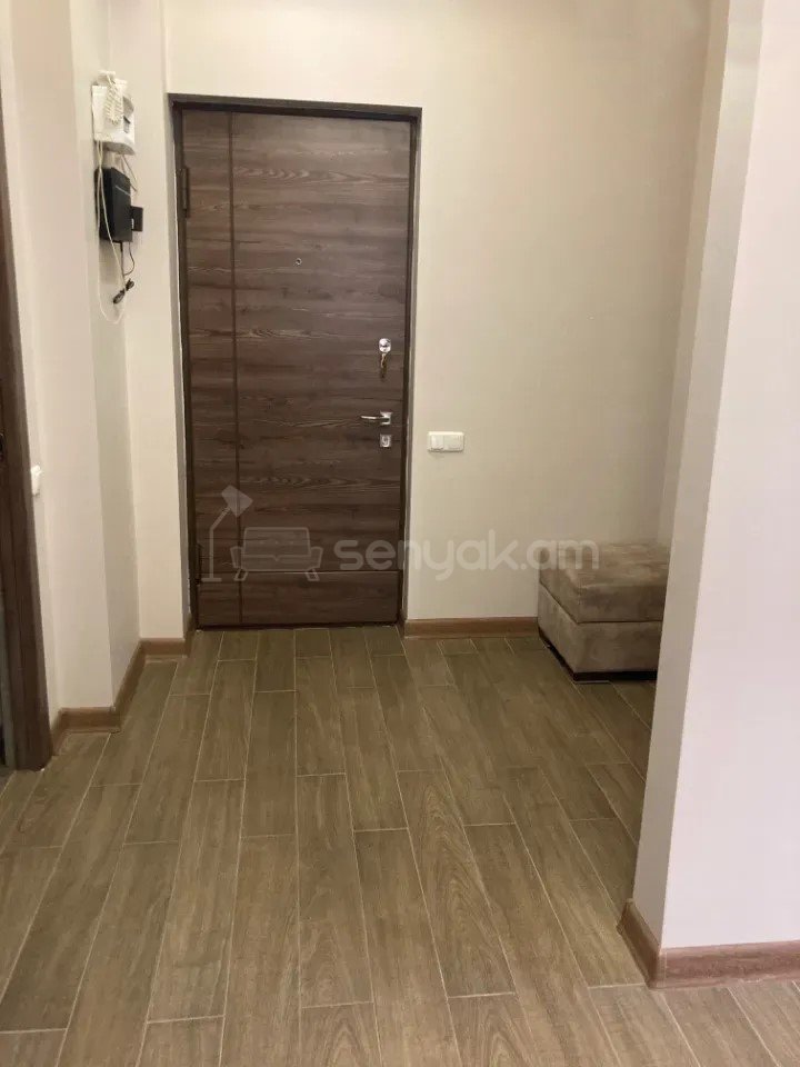 3 Սենյականոց Բնակարան Նորակառույցում, 74քմ, 2/4 հարկ, Կապիտալ Վերանորոգված