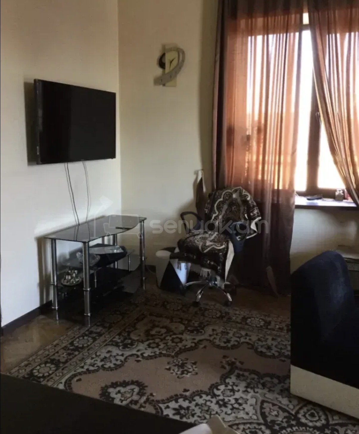 3 Սենյականոց Բնակարան Քարե Շենքում, 70քմ, 5/5 հարկ, Կապիտալ Վերանորոգված, Կահավորված