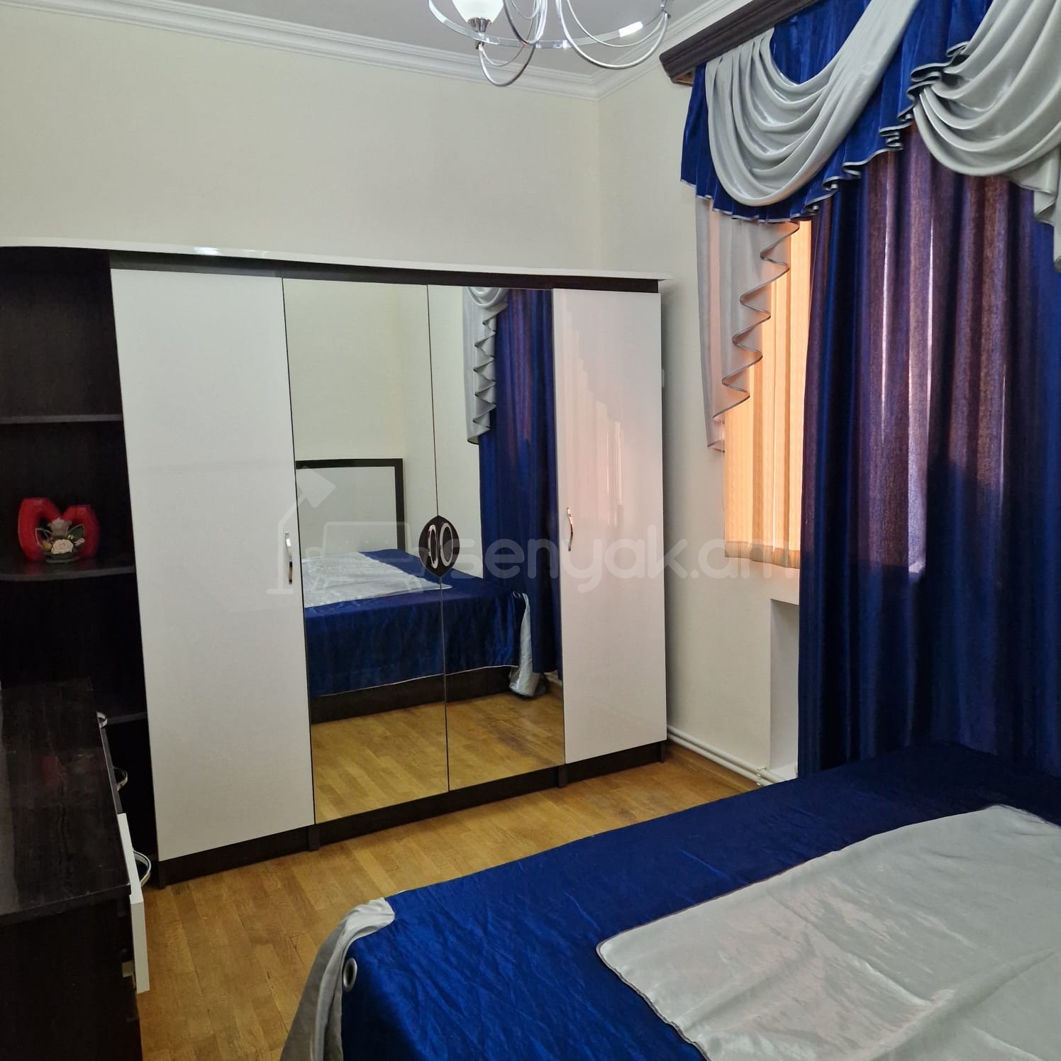 3 Սենյականոց Բնակարան Քարե Շենքում, 80քմ, 4/5 հարկ, Կապիտալ Վերանորոգված, Կահավորված