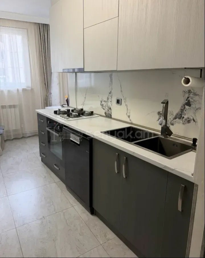 2 Սենյականոց Բնակարան, 60քմ, 13/16 հարկ, Կապիտալ Վերանորոգված